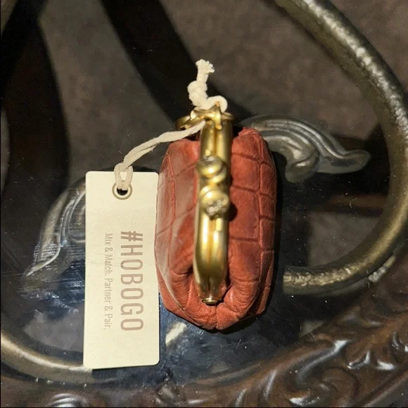 HOBO GO ❤️ for AirPods or other small essentials. It’s a Beautiful Bag Charm~NWT - Picture 6 of 8